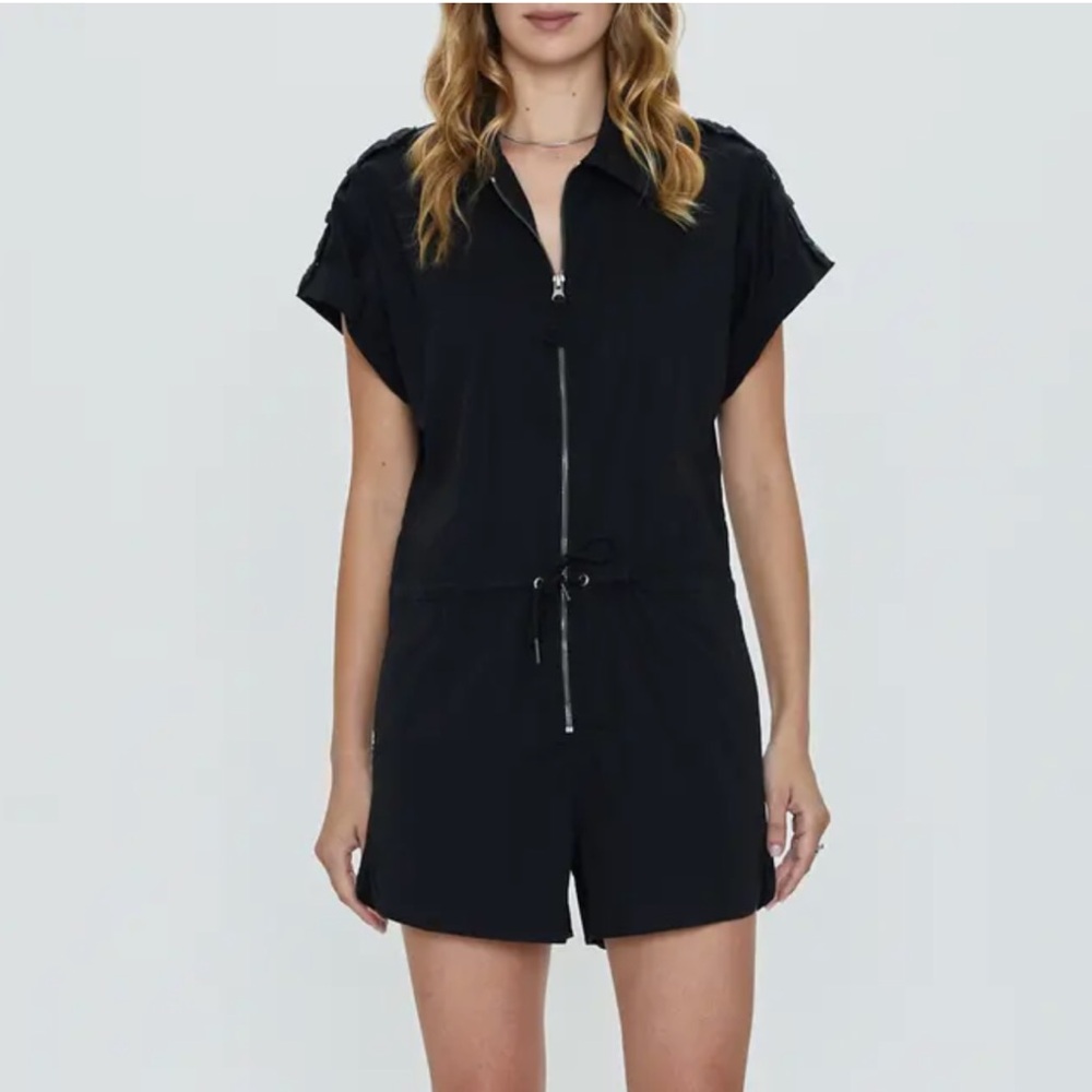 PISTOLA WOMEN'S MEG ZIP FRONT ROMPER sz Medium